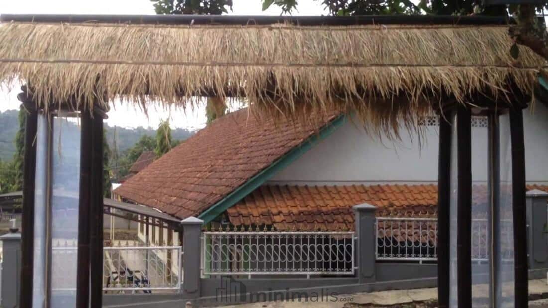 Gapura Rumah Dari Bambu