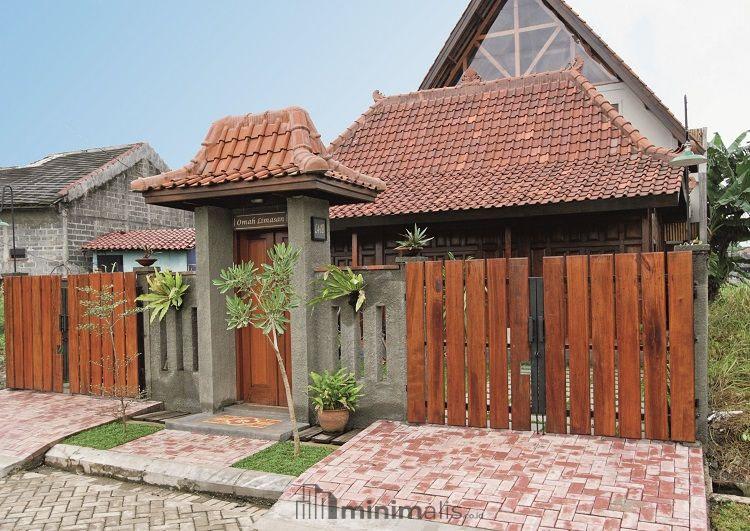 Gapura Rumah Jawa
