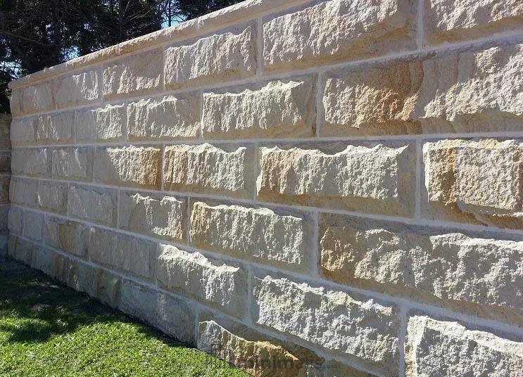 batu alam dinding pagar rumah