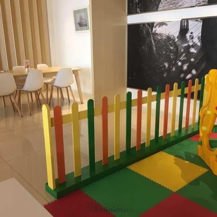 pagar mainan anak kayu warna