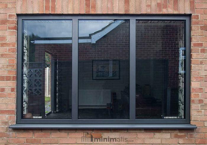 model relief jendela rumah minimalis