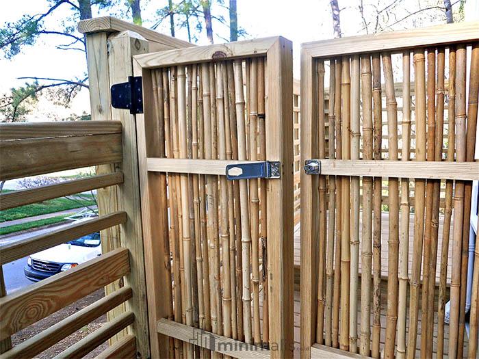 pintu pagar bambu