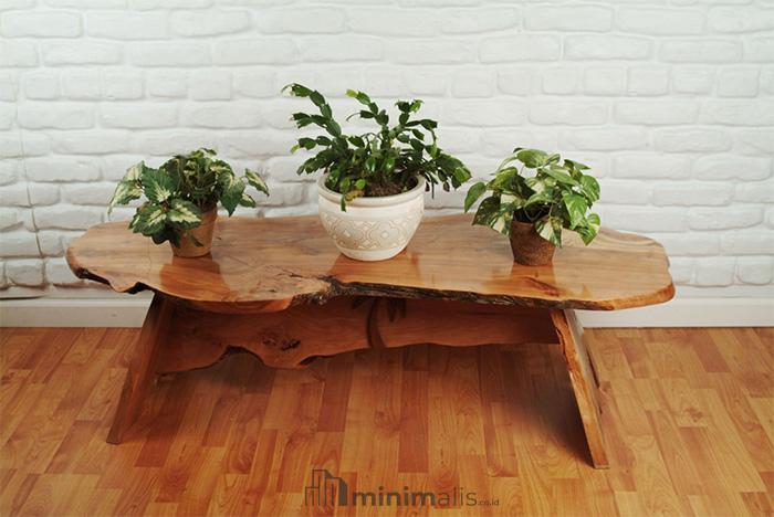 meja kayu unik